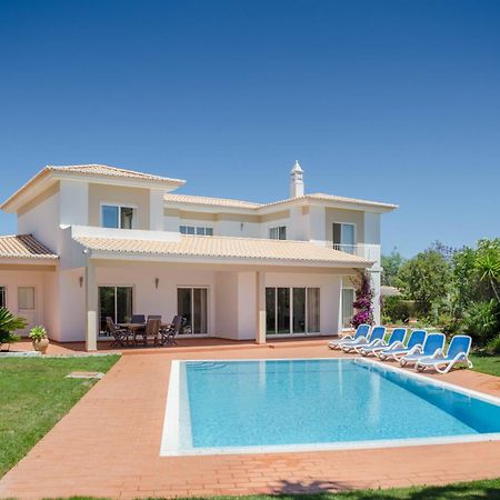 Villa Montanha, Luxury Coastal Villa, With Swimming Pool, Loungers And Alfresco Dining, 10 Min Walk To The Beautiful Praia Da Luz Beach, Shops, Bars And Restaurants! Экстерьер фото