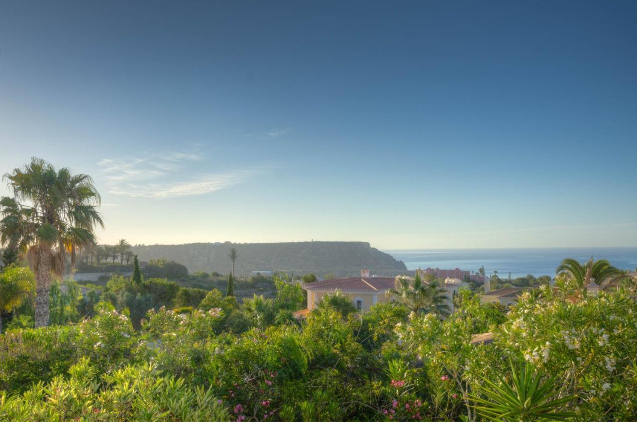Villa Montanha, Luxury Coastal Villa, With Swimming Pool, Loungers And Alfresco Dining, 10 Min Walk To The Beautiful Praia Da Luz Beach, Shops, Bars And Restaurants! Экстерьер фото